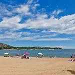 Les Marines D'agay Climatisé *
