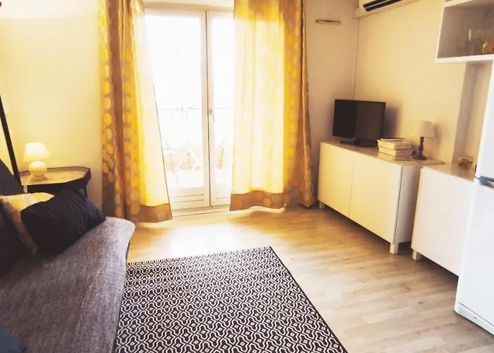 Les Marines D'agay Climatise Saint-Raphaël